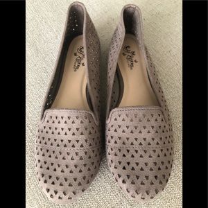 Self Esteem Footwear